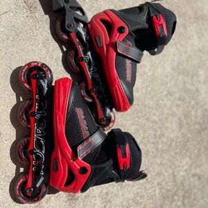 Inline Skates Bold Black and Red Athletic Shoes with Chunky Sole
